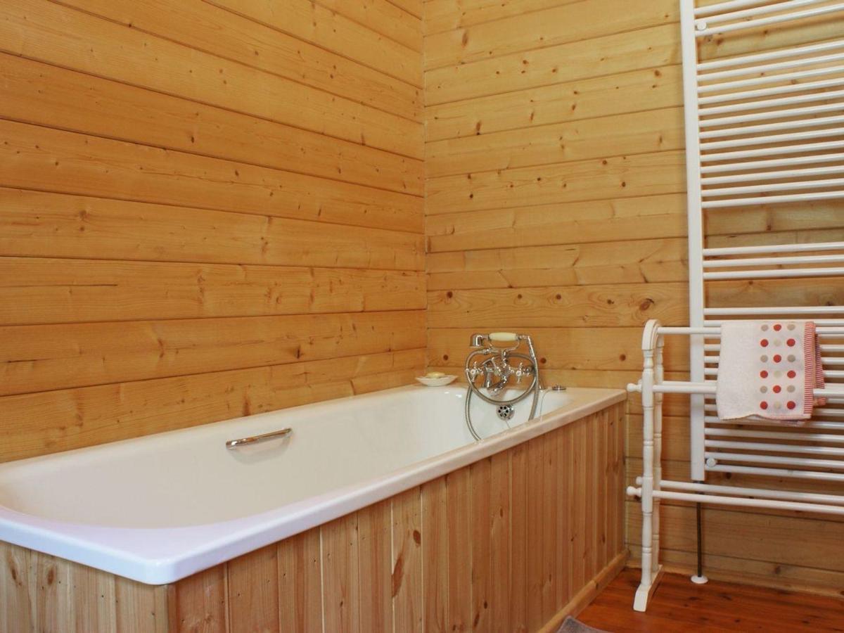 Valley Lodge Тівертон Екстер'єр фото